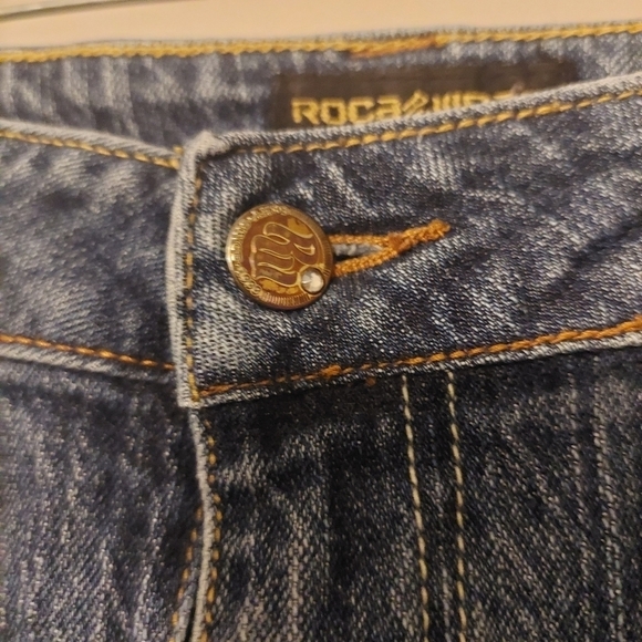 RocaWear Blue Jeans Flare Animal Print Pockets Size 3 Bootcut Coastal Cowgirl - Picture 9 of 11